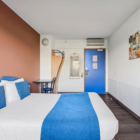 Hotel Akena Chateaurenard - Parc Des Expositions Avignon ภายนอก รูปภาพ
