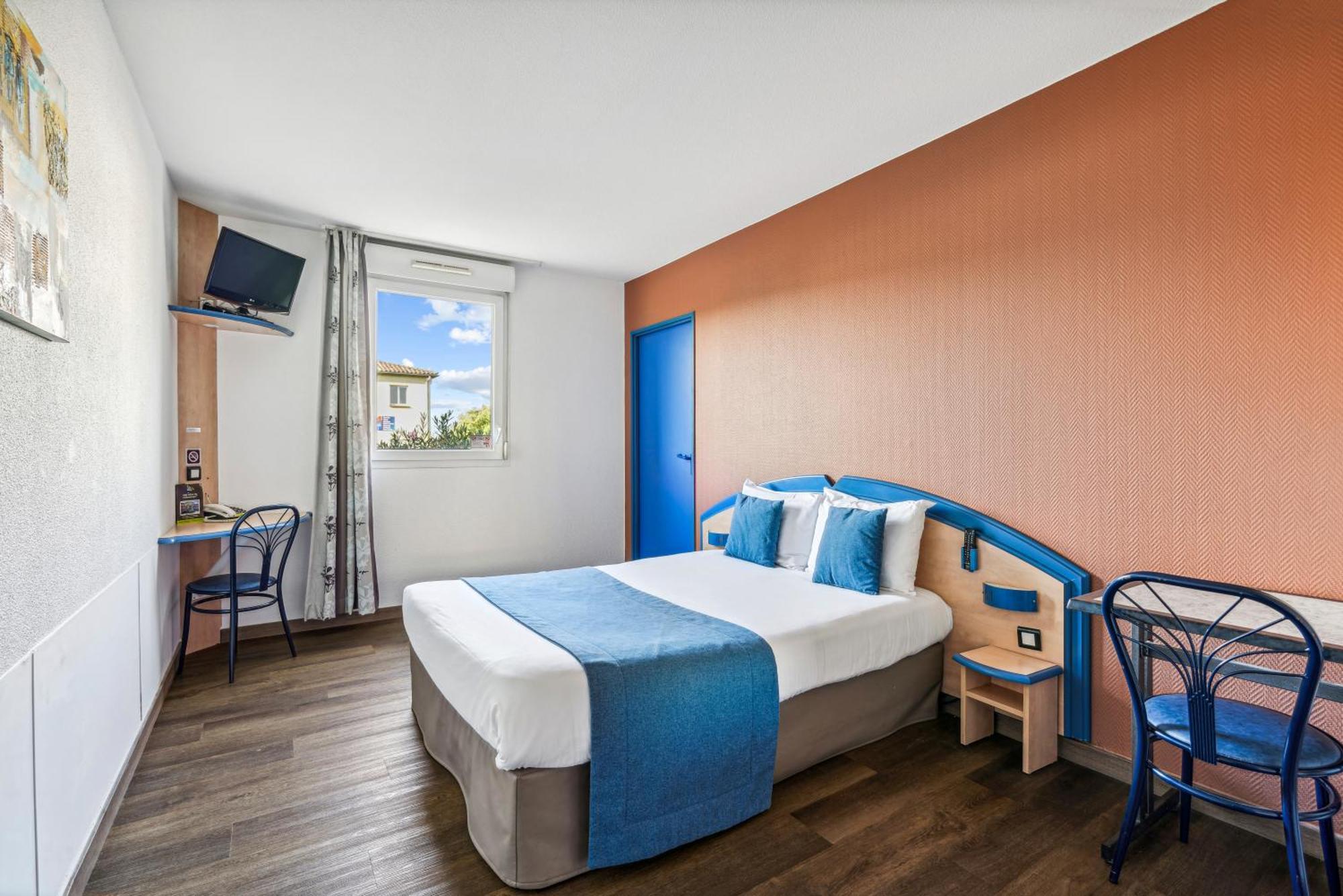 Hotel Akena Chateaurenard - Parc Des Expositions Avignon ภายนอก รูปภาพ
