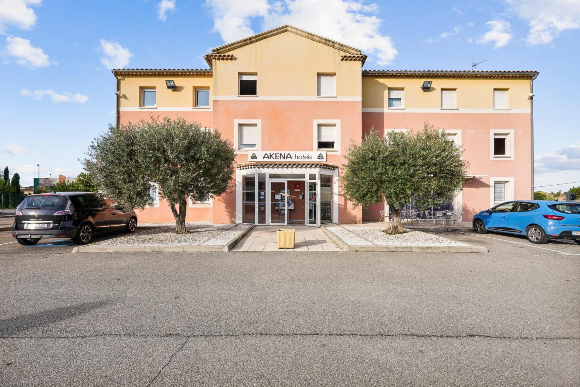 Hotel Akena Chateaurenard - Parc Des Expositions Avignon ภายนอก รูปภาพ